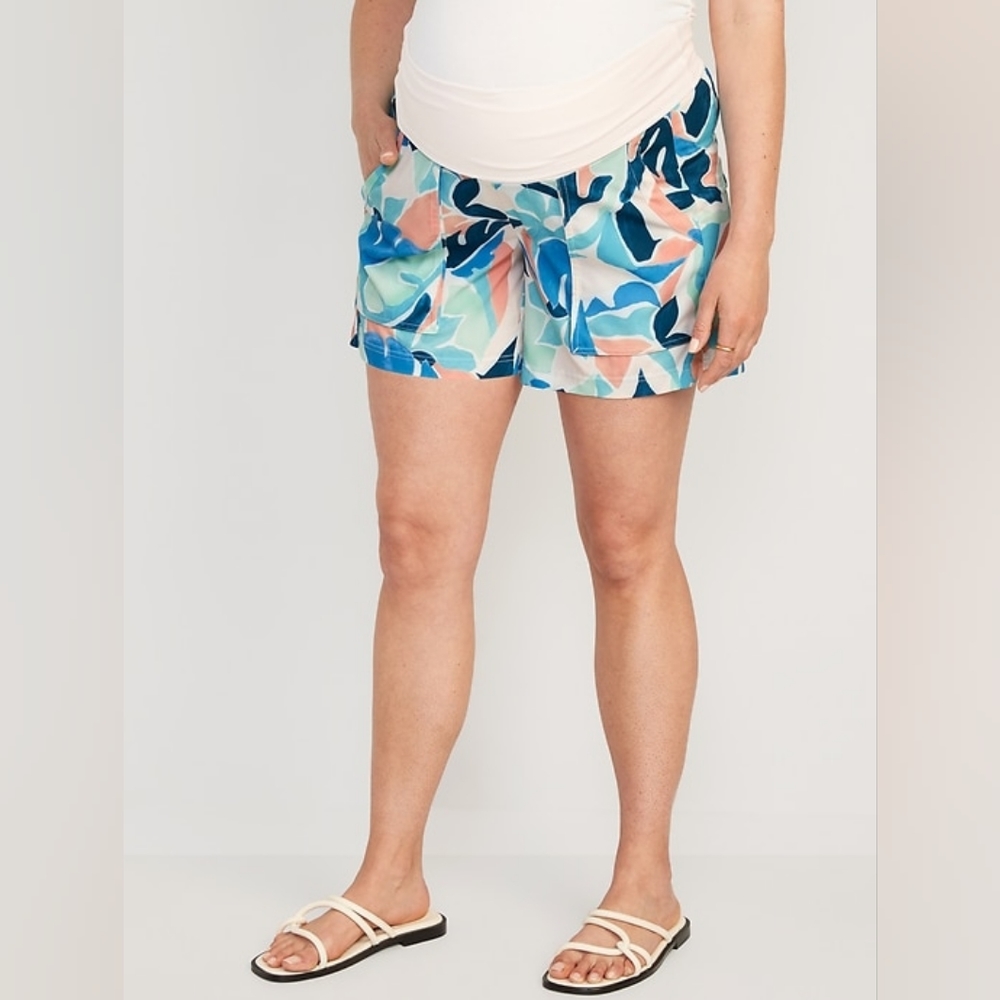 Maternity Rollover-Waist StretchTech Cargo Shorts -- 5-inch inseam